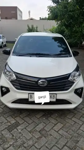 D. Sigra 1.2 R At