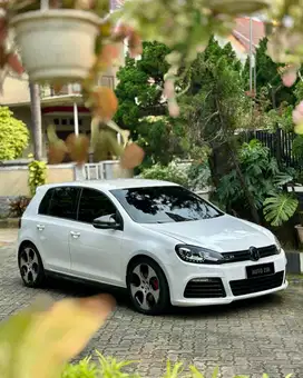 Volkswagen Golf GTI MK VI Putih 2012 Simpan Murmer Antik Baru Menarik