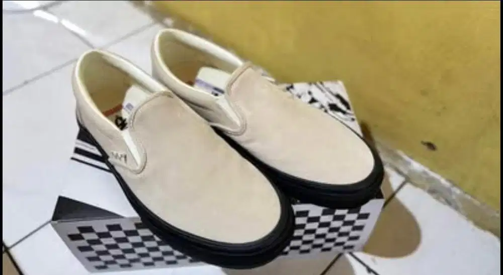 SEPATU VANS SKATE SLIP ON ORI