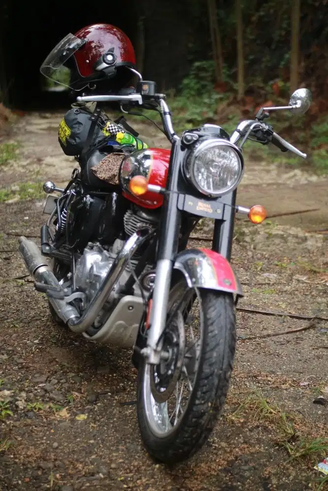 ROYAL ENFIELD CLASSIC REBORN 350 RED CHROME