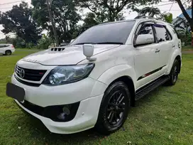 FORTUNER TRD SPORTIVO VNT DIESEL MATIC FULL ORISINIL KONDISI ISTIMEWA