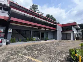 Disewakan bangunan ruang usaha 2lt ex resto di Alternatif Cibubur, Transyogi, Depok
