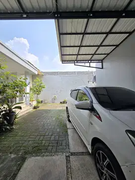 Rumah  1 lantai tanah luas di Duren sawit jakarta timur