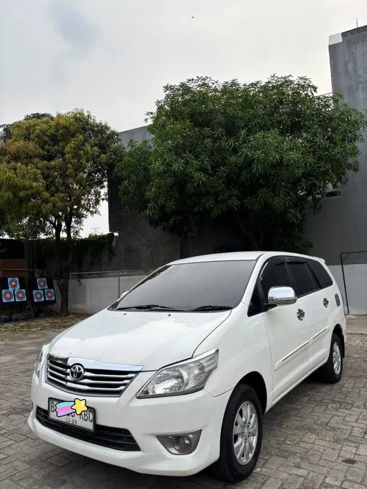 Toyota Kijang Innova 2013 Bensin