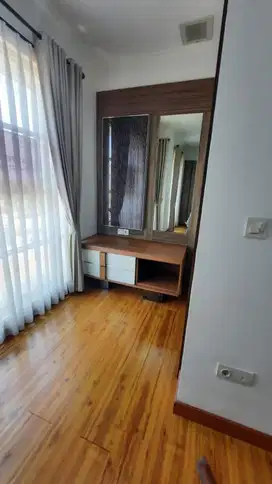 Dijual Rumah 6x15 Golf Island PIK Full Furnished Bagus Harga Murah Hanya 3,2 M