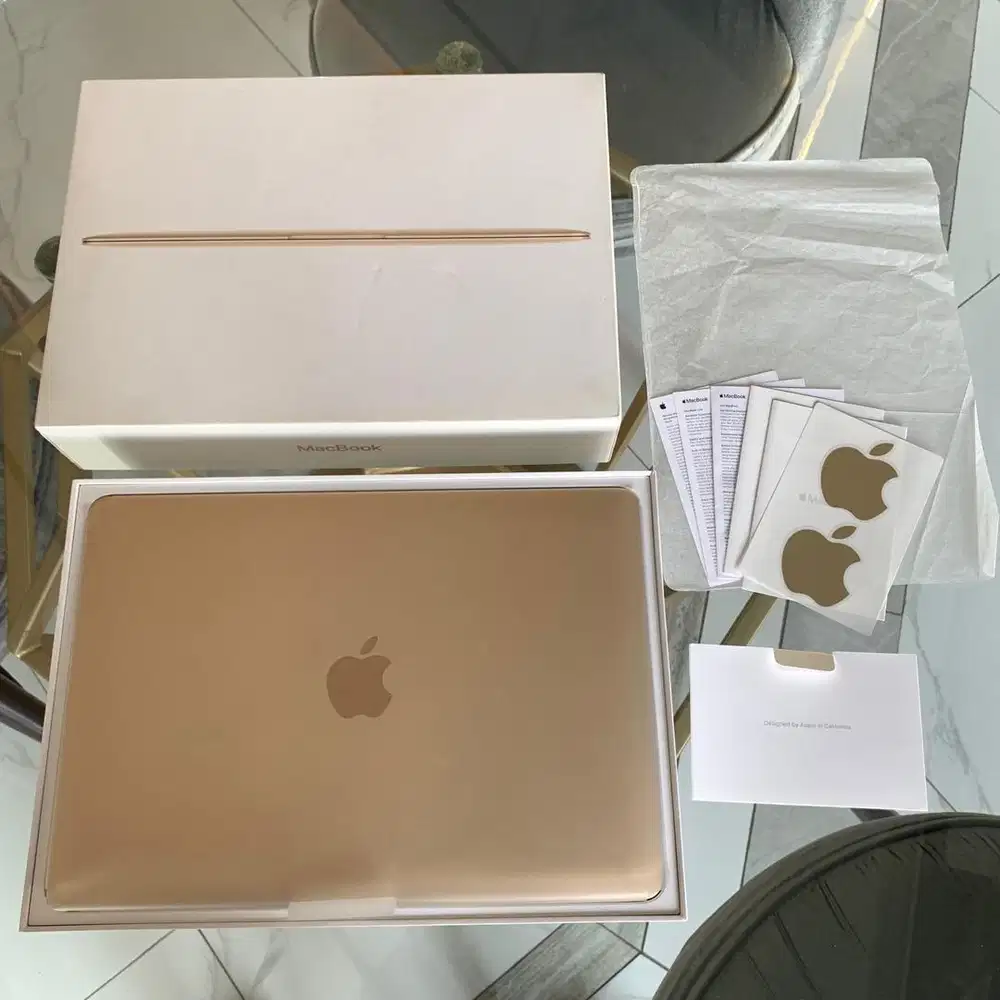 Apple MacBook Retina 12 Inch 2017 iBox - SSD 512GB / Mulus / Langka