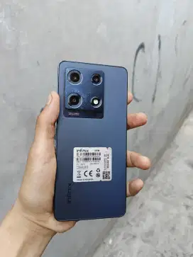 Infinix Note 30 Pro NFC Ram 8+4/256Gb Helio G99 Layar Amoled
