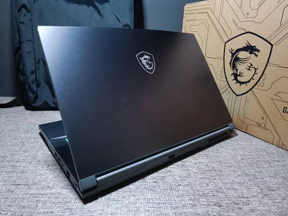 MSI Thin 15 B13UC i7 13620H 16/512 RTX 3050 2027