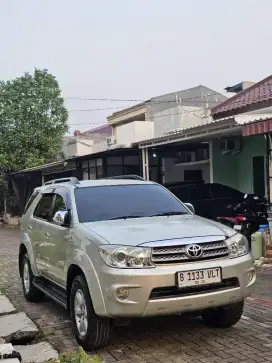 Dijual Toyota Fortuner 2.5 G Diesel AT/MT