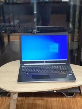 Laptop HP 15 Corei5 Gen 8 Ram 8Gb SSD 256Gb 15Inch Numeric keyboard