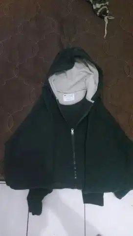 Jaket champion second
