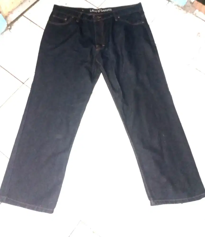 Levi's 505 Jeans Ukuran XL Navy Blue