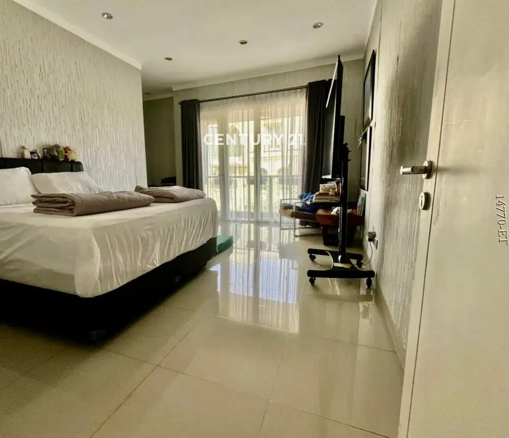 Dijual Rumah Keren Dan Cantik Semi Furnish Di Kebayoran Bintaro