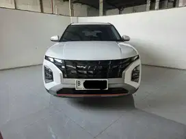 Hyundai Creta Style AT ( Matic ) 2022  Putih Low km baru 17rban Mulus