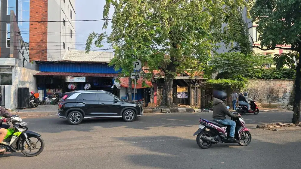 Tanah komersial di Meruya Ilir Raya