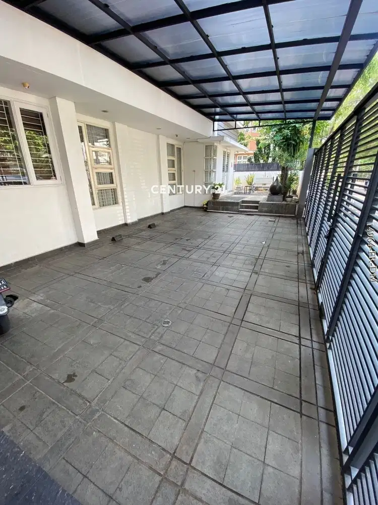DIJUAL RUMAH DI PONDOK INDAH JAKARTA SELATAN