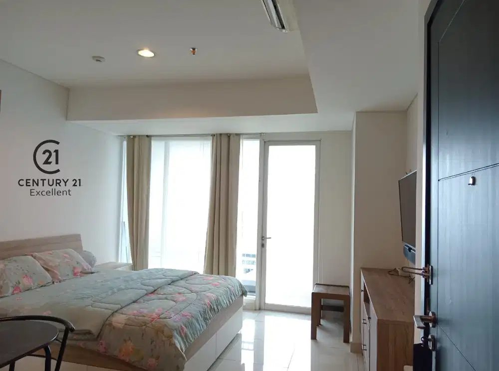 Disewakan unit Studio 40 M2 lantai 15, Apt The Aspen Peak Residence