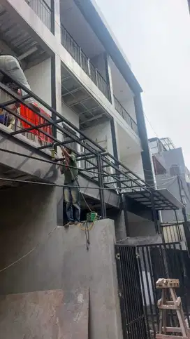 Dijual rumah baru bangun &  murah di pusat kota  tanjung duren barat