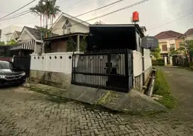 Dijual Rumah Hook 1,5 lantai Puyuh Sektor 5 Bintaro, Tangerang Selatan
