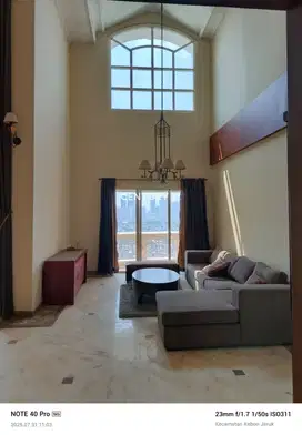 Apartment 4BR Mewah Full Furnished Di Kedoya Elok Kebon Jeruk