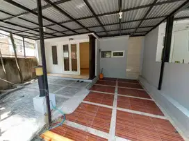 Turun Harga ! Rumah Minimalis di Dalam Komplek Perumahan Cigadung Siap Huni !