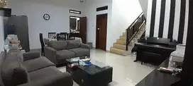 Dijual Rumah Tinggal di Jl. Suryalaya, Buah Batu, Bandung