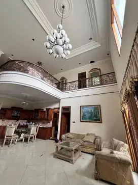 Dijual Rumah Cantik dan Strategis Siap Huni di Duren Sawit