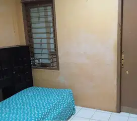 Rumah butuh renovasi di sektor 5 bintaro