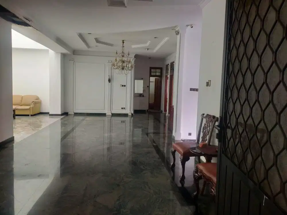 Rumah Hook 2 Lantai Di Kayu Putih Tengah Jakarta Timur R1639