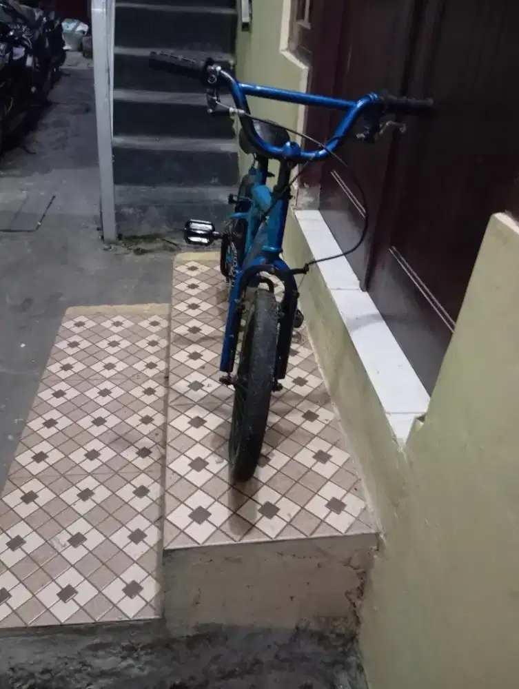 Di jual sepeda bmx