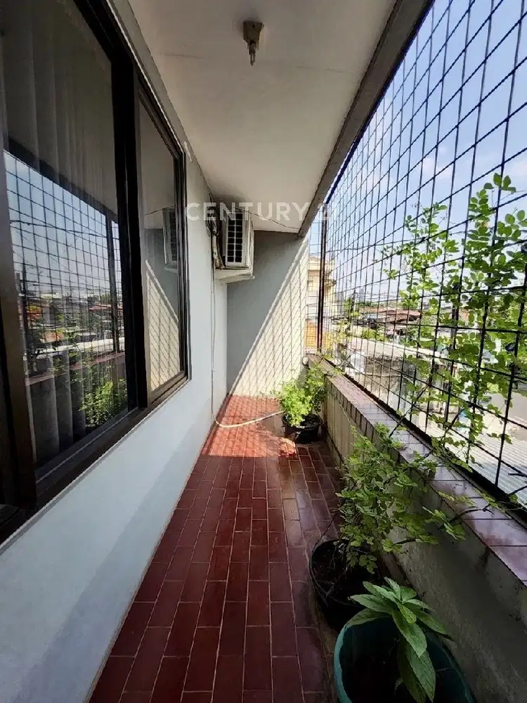 Rumah Di Pusat Kota Posisi Hoek Di Senen, Jakarta Pusat