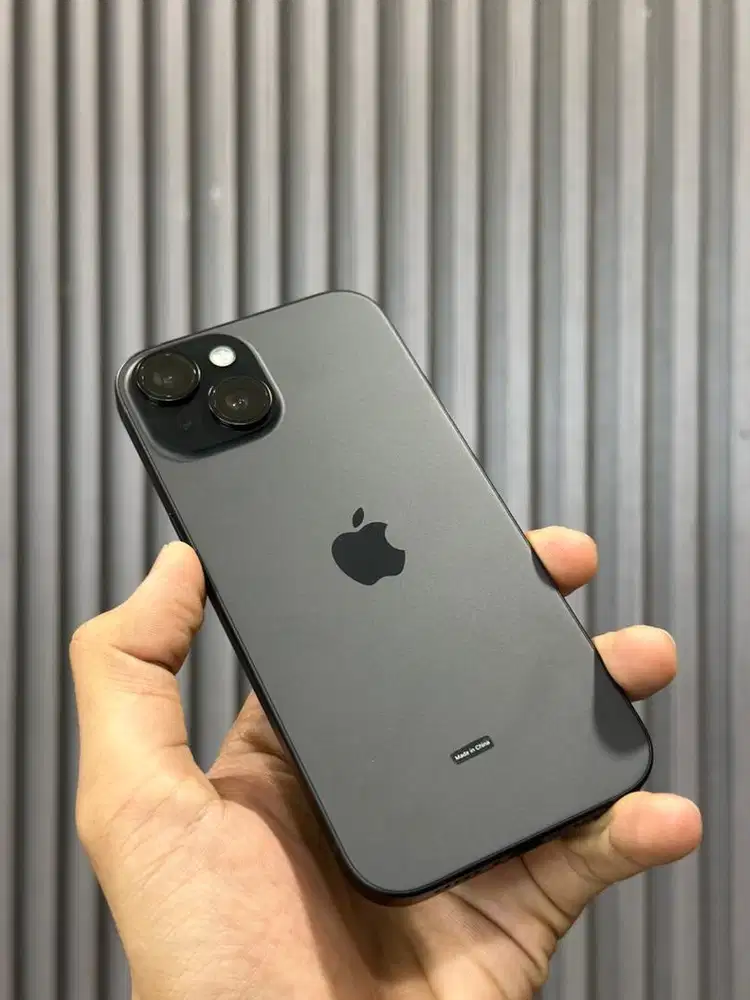 iPhone 15 128Gb iBox