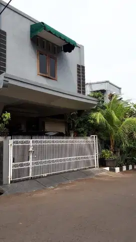 Hot sale rumah siap huni dalam perumahan di pesanggrahan jaksel