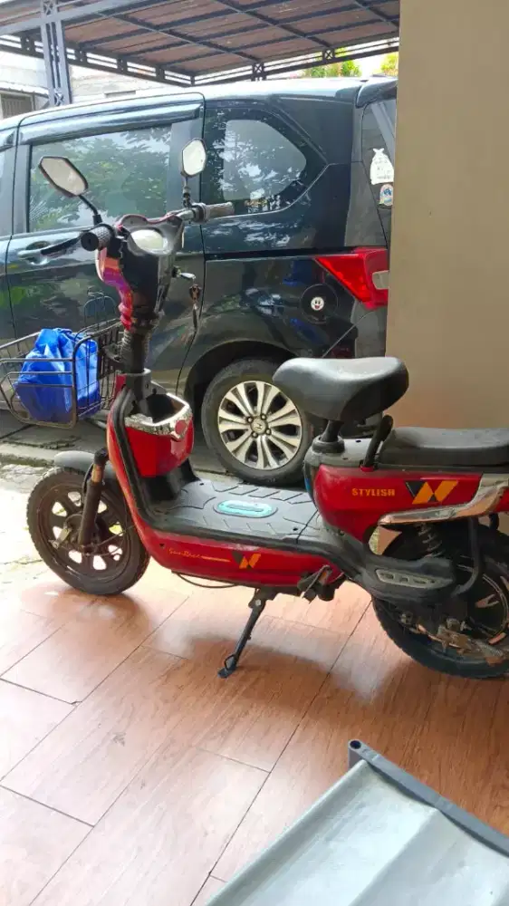 DIUAL SEPEDA LISTRIK SUNRICE