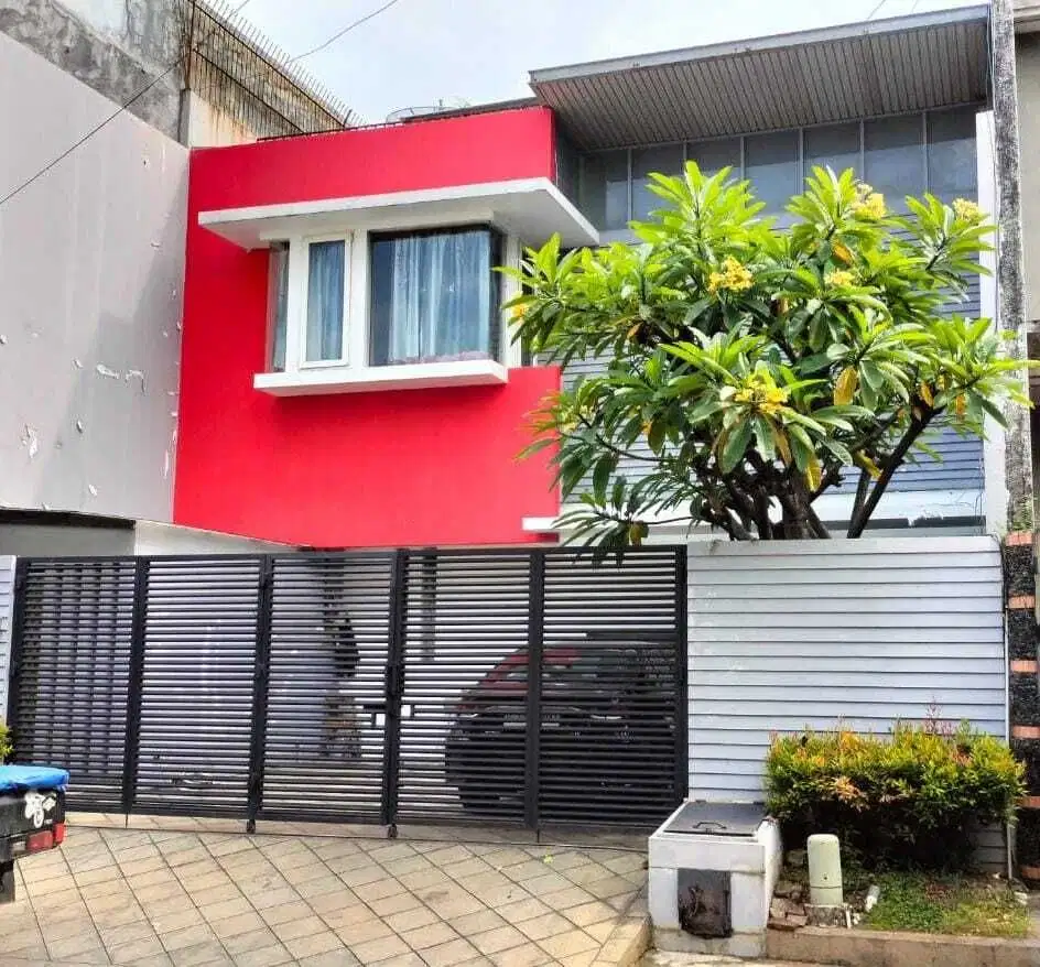 Rumah Minimalis Modern Perabotan Lengkap  Di Kelapa Gading S8908