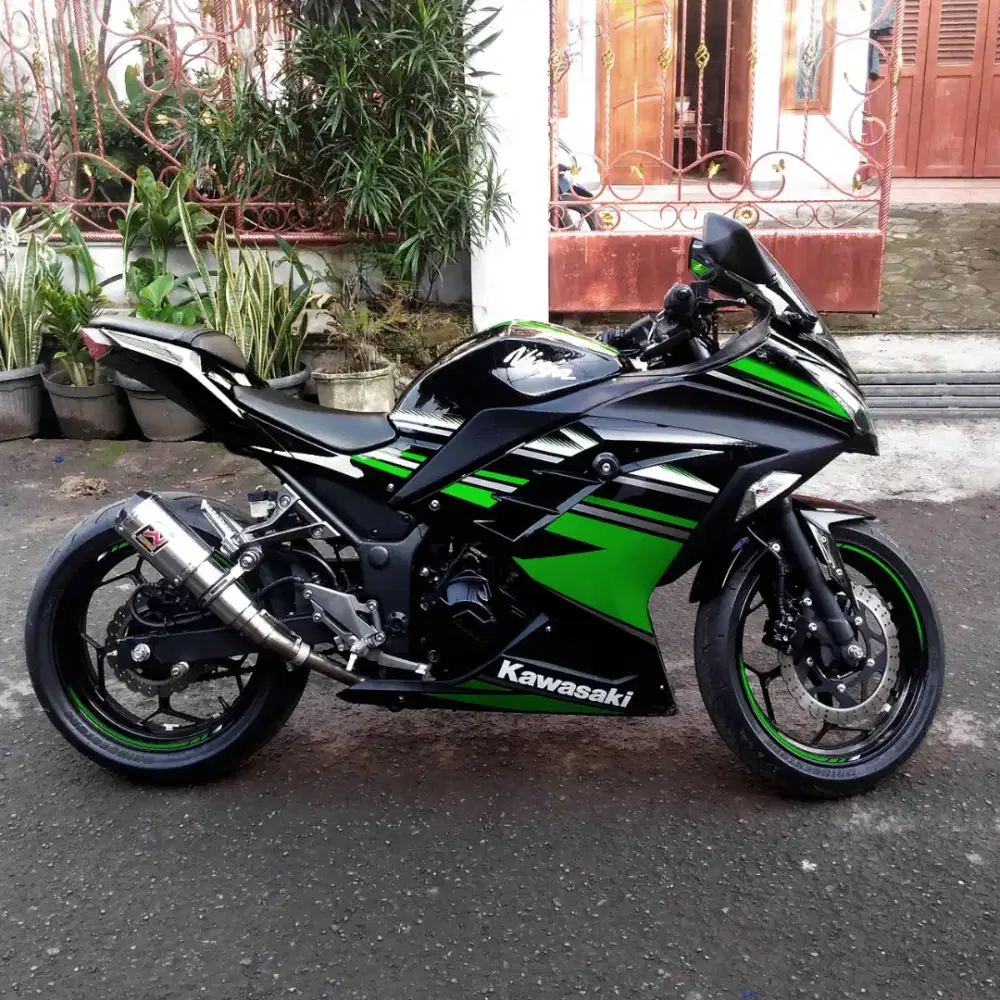 Kawasaki Ninja 250 FI, LIMITED EDITION