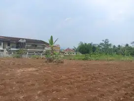Tanah 1,5 hektar di Cipatat Cocok Buat Usaha dan Investasi