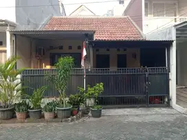 hot sale rumah dengan lokasi strategis di Graha bintaro