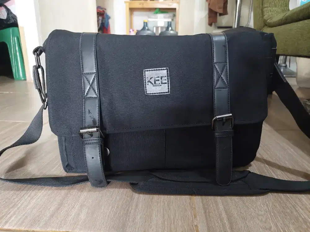 Tas kamera kee indonesia original like new