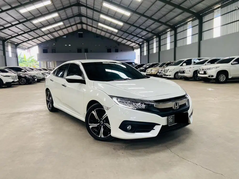 [20RB KM] Honda Civic 1.5 Turbo ES 2016 / 2017 AT Matic, Super terawat