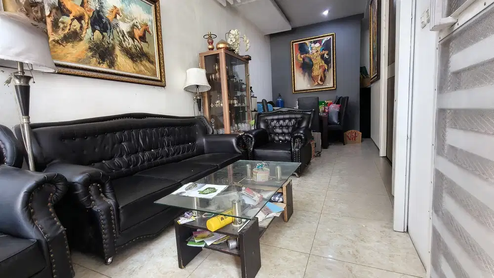 Rumah Bagus Dan Modern Di Puloasem Jakarta Timur S8676