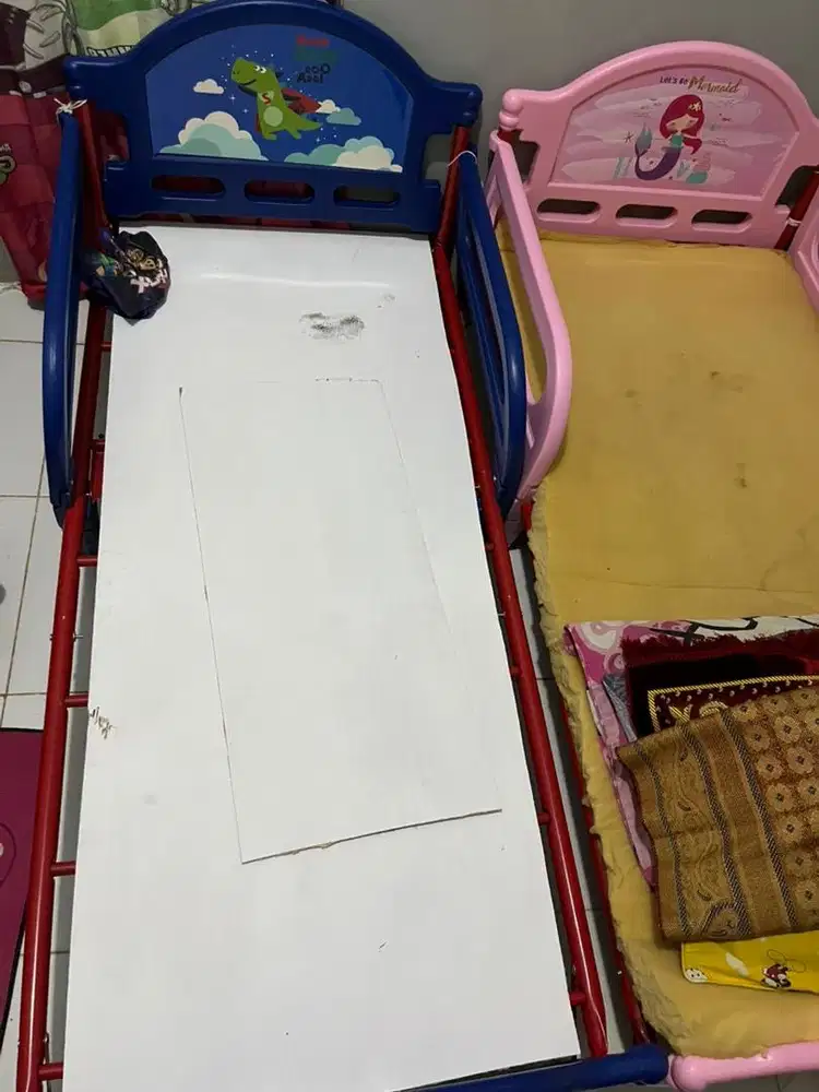 tempat tidur anak