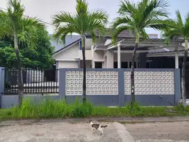 Dijual Rumah Hoek di Cluster Ifolia Harapan Indah Bekasi