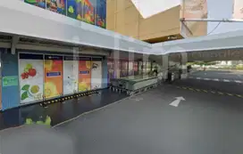 Dijual Cepat eks Hypermarket di Paramount Serpong, Tangerang.