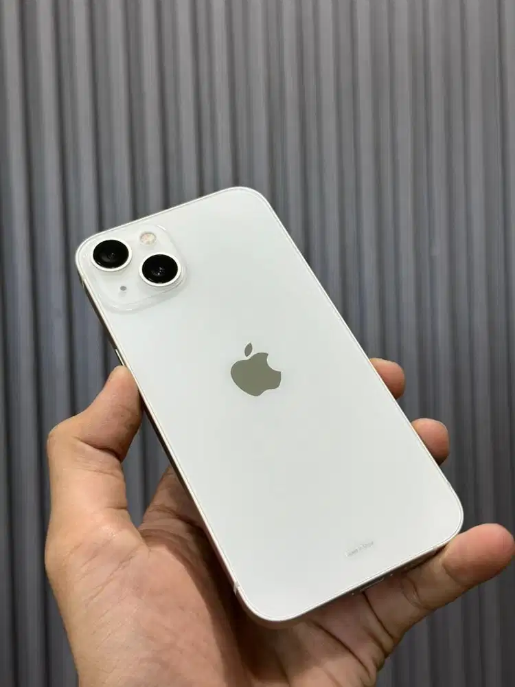 iPhone 13 128Gb iBox