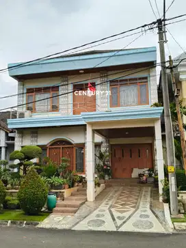 Rumah Kokoh Di Dago Lippo Cikarang, Besar Kokoh Dan Strategis