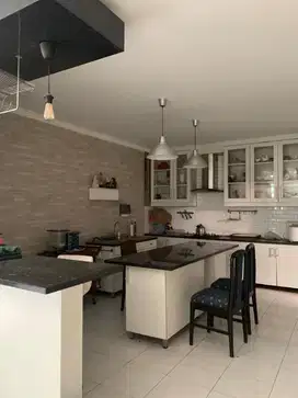 Rumah posisi hook dalam cluster di sektor 7 bintaro