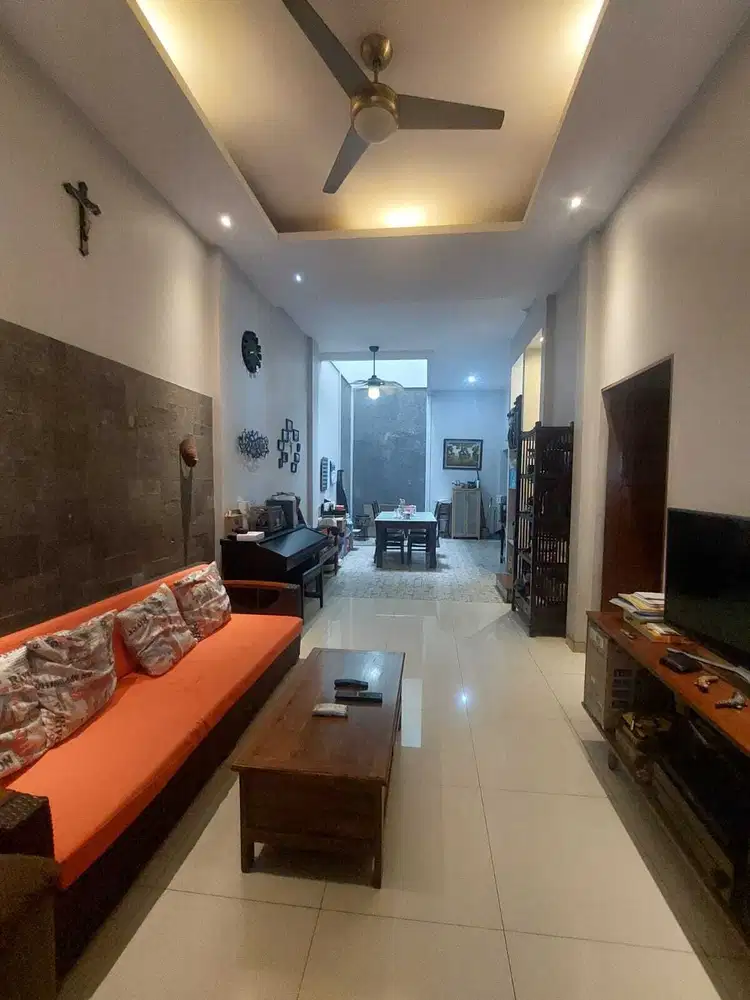 Dijual Rumah Bangunan Bagus di Pondok Bambu Duren Sawit Jakarta Timur