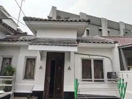 Rumah cantik  siap Huni di Taman Ubud Lippo Karawaci