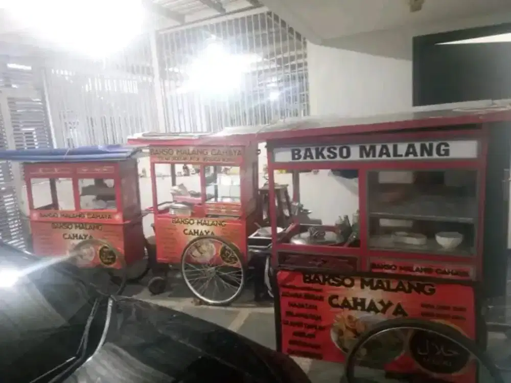 DIBUTUHKAN PEDAGANG KELILING